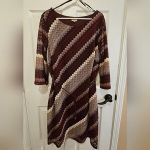 Avenue EUC Elegant Burgundy/Eggplant Lace/Crochet Chevron Dress
